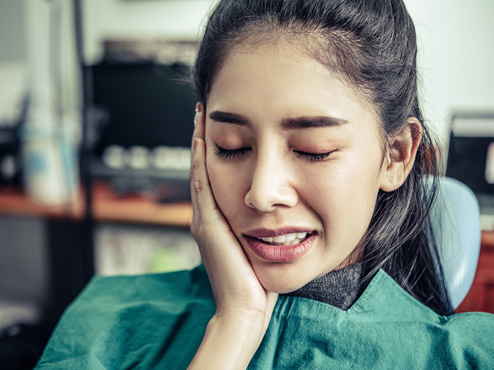 5 Signs That You Need To See An Emergency Dentist