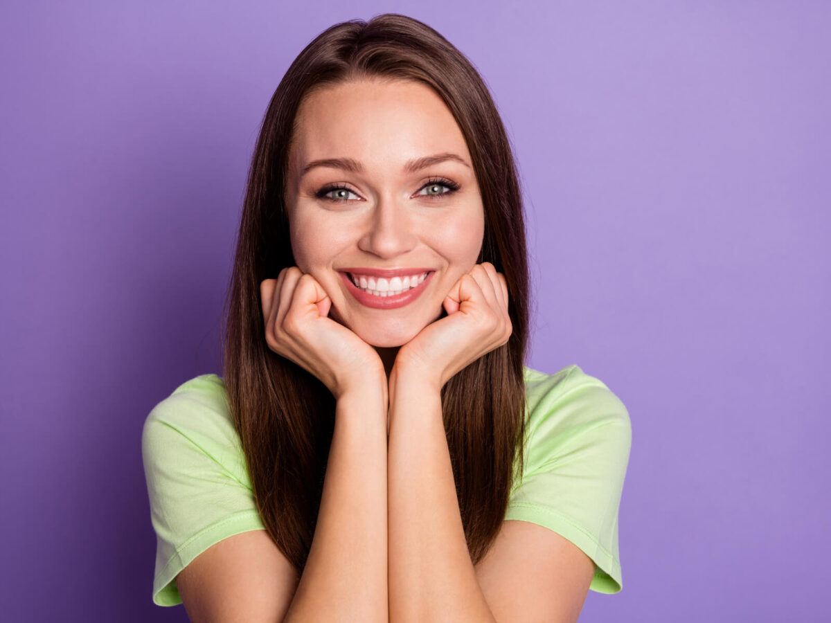 Smile Makeovers: How Cosmetic Dentistry Transforms Your Look